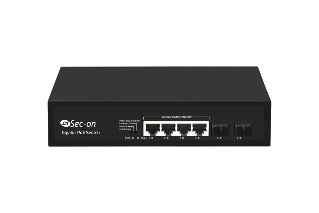 4 Port 10/100/1000Mbps PoE Switch