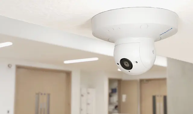 p71 Single Compact Indoor